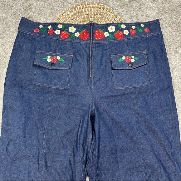 Smak Parlour Strawberry Blossom Embroidered Denim Wide Leg Pants High Rise 4X - Picture 5 of 16